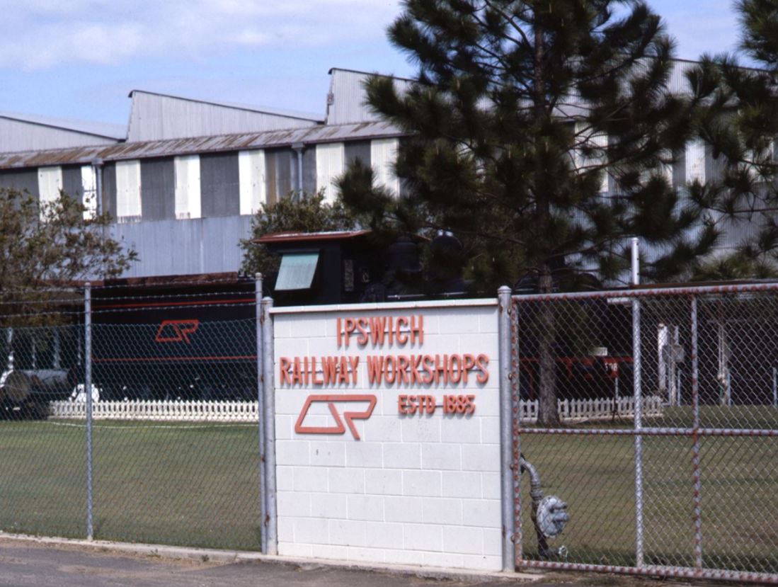 C13797 - IPSWICH WORKSHOPS, ENTRANCE TO WORKSHOPS, GATE & TREES AREA 1985_SM