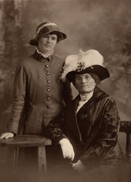 Christina and daughter Helen_cropped