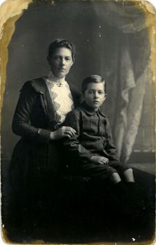 Rosina Fryer and Walter Ponsonby Fryer. Inscription on reverse reads