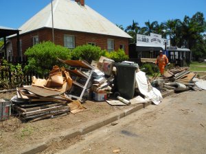 Outside the Gayndah Museum
