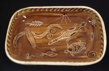 Dish, Studio Anna, E21219. Queensland Museum Collection 